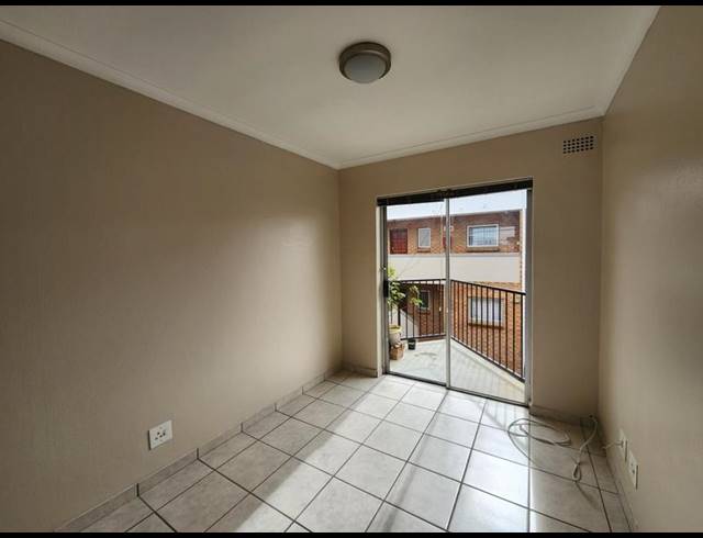 1 BEDROOM PROPERTY TO RENT IN OAKGLEN